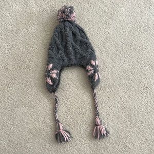 Lids gray and pink hat